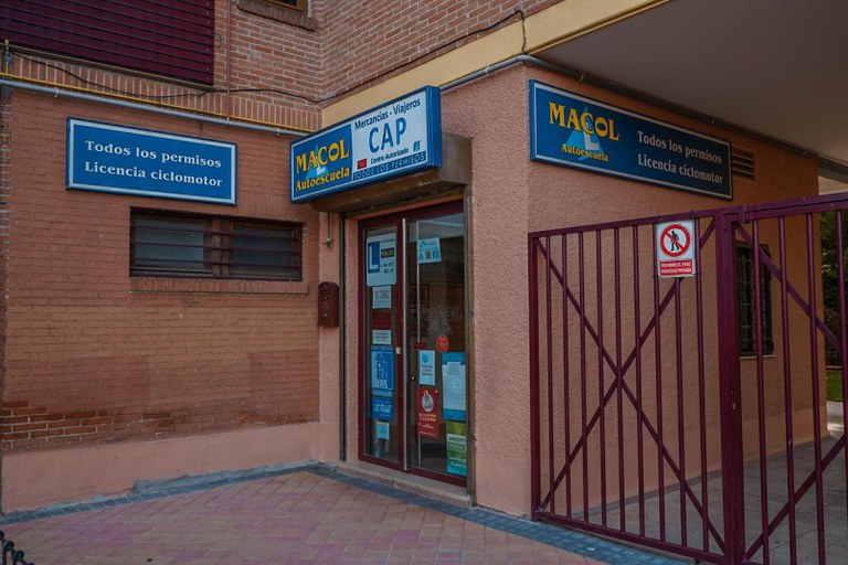 AUTOESCUELA MACOL 1.jpeg