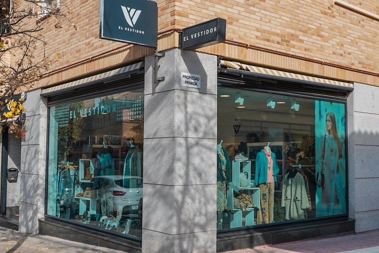Ampliar 'EL VESTIDOR.jpeg' EL VESTIDOR.jpeg