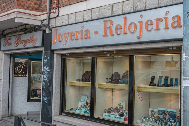 Ampliar 'JOYERA FCO. GONZLEZ.jpeg' JOYERA FCO. GONZLEZ.jpeg