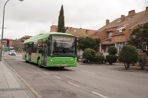 NdP_Autobuses fiestas Tres Cantos.jpg