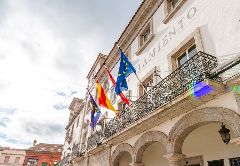 Ampliar 'Colmenar Viejo acerca a las familias vulnerables el Programa de Asistencia Material Básica'