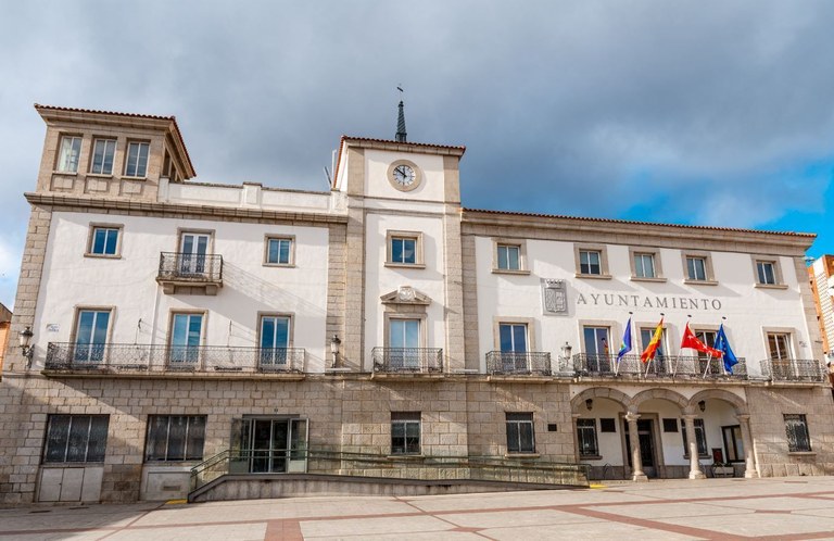 Ampliar 'Colmenar Viejo perderá 120.000 euros al año por la pinza de Hacienda y el Banco de España con el Remanente de Tesorería'