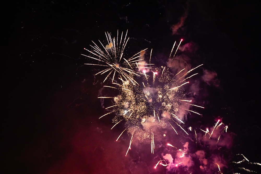 08-29_Viernes_Fuegos artificiales.jpg