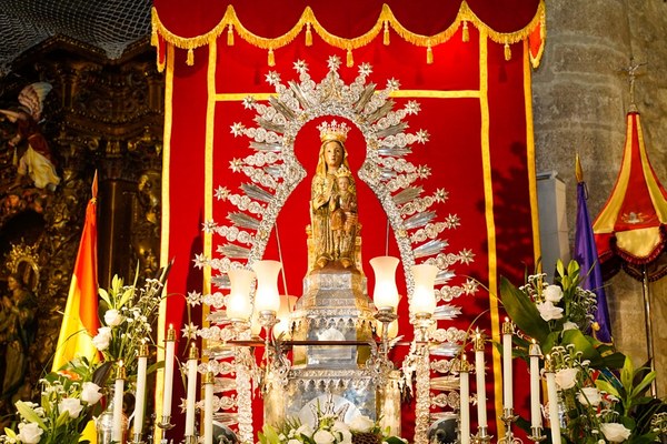 08-31_Domingo_Procesión.jpg