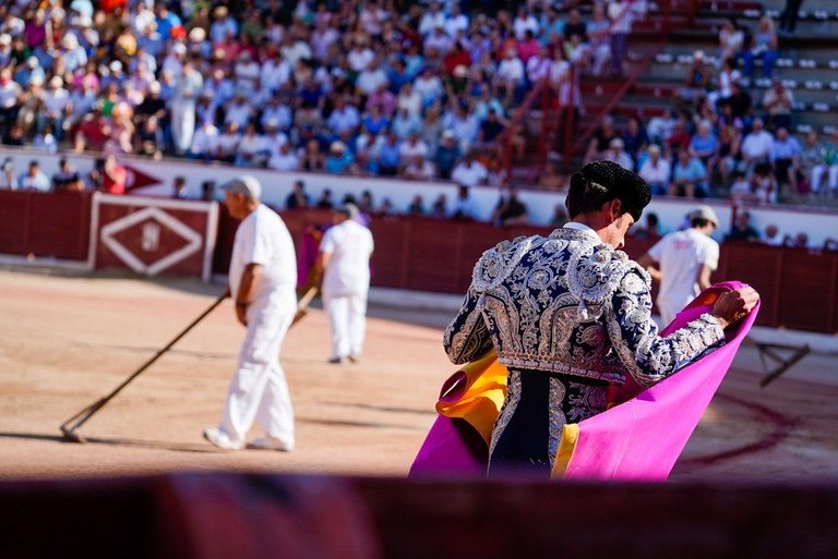 09-03_Miércoles_Toros.jpg