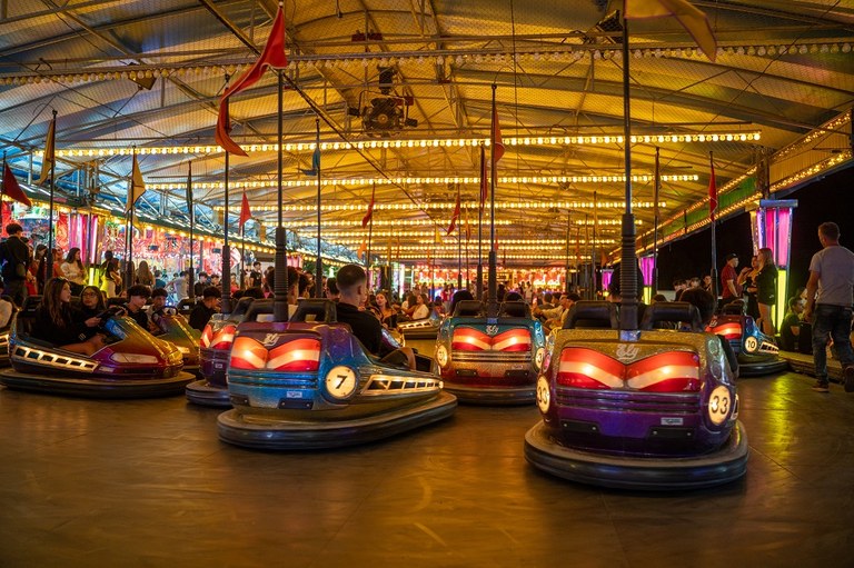 Coches de choque.jpg