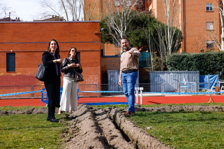 Ampliar 'Comienzan las obras para la instalación del nuevo sistema de riego y el sembrado de césped en el ‘Martín Colmenarejo’'
