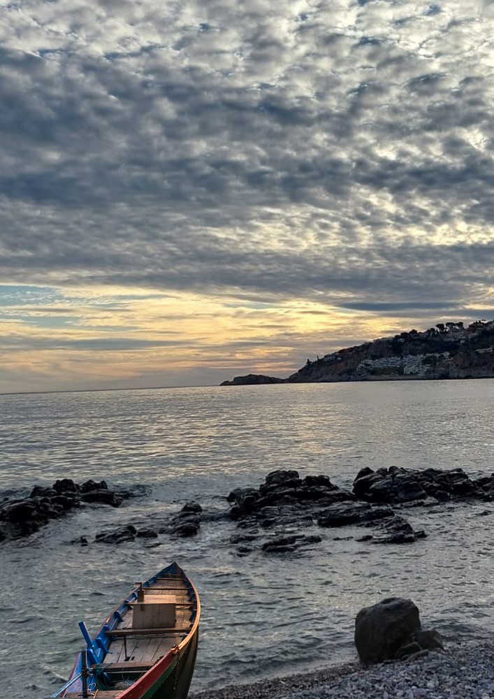 05-23_La barca sin pescador.jpg