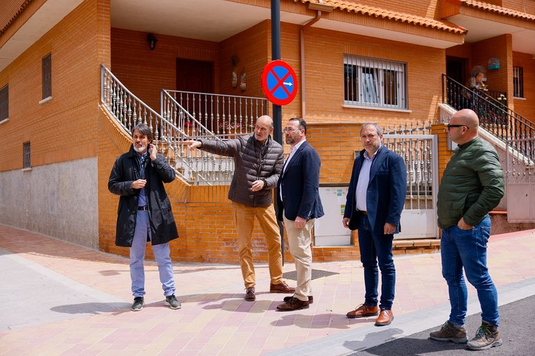 Ampliar 'Finalizan las obras de acondicionamiento de las calles Hermano Jesús, Pablo Sarasate, Isaac Albéniz y Ruperto Chapí'