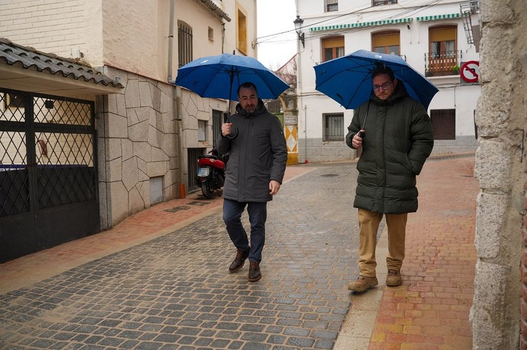 Ampliar 'Finalizan las obras de renovación integral de las calles Cadena, Hondorrio, Travesía de Hondorrio y Torrera'