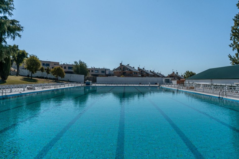 Ampliar 'La piscina de verano abre sus puertas el 24 de junio con reserva y venta de entradas online'