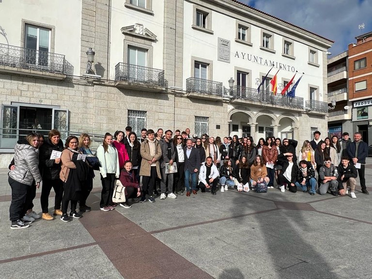 Ampliar 'Los alumnos del proyecto Erasmus+ visitan Colmenar Viejo'