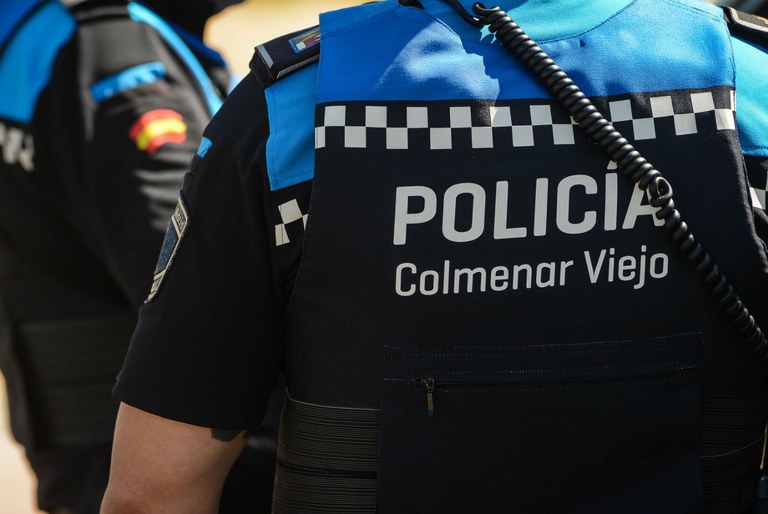 Ampliar 'Policía Local realiza una campaña de inspección del transporte escolar con resultado favorable'