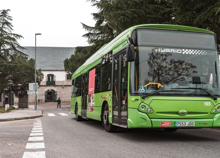 Ampliar 'Servicio especial de autobuses para las elecciones municipales y autonómicas del 28M con paradas en las residencias de mayores'