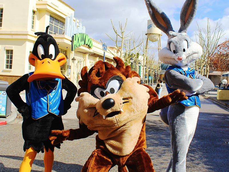 Looney Tunes Meet Greet Festival Espectaculos Parque Warner Madrid principal